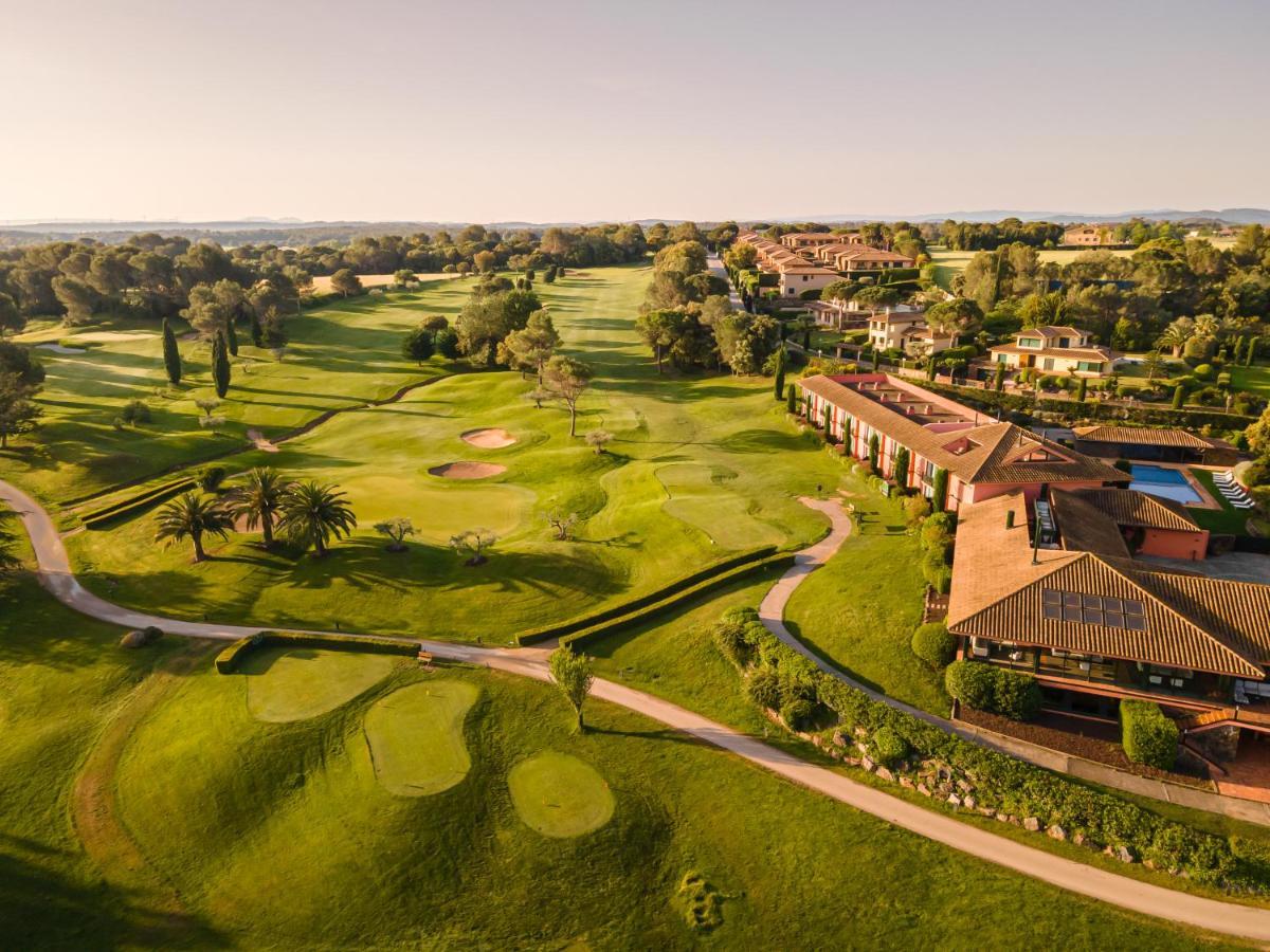 Hotel Torremirona Golf & Spa Navata Ngoại thất bức ảnh