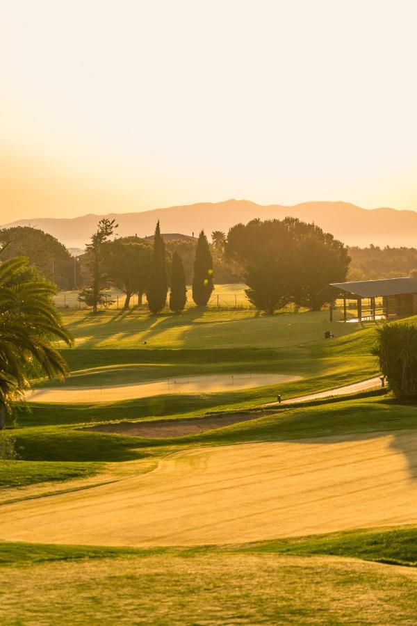 Hotel Torremirona Golf & Spa Navata Ngoại thất bức ảnh