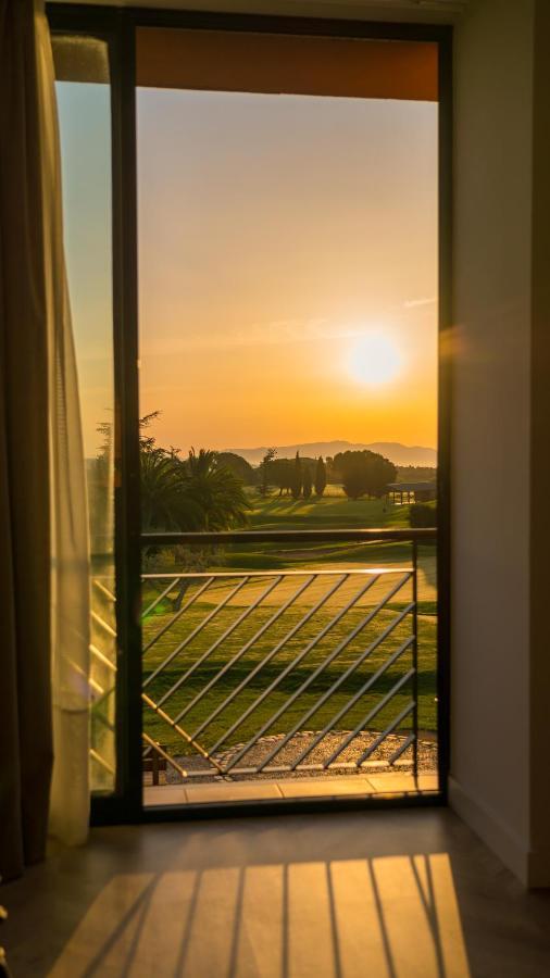 Hotel Torremirona Golf & Spa Navata Ngoại thất bức ảnh