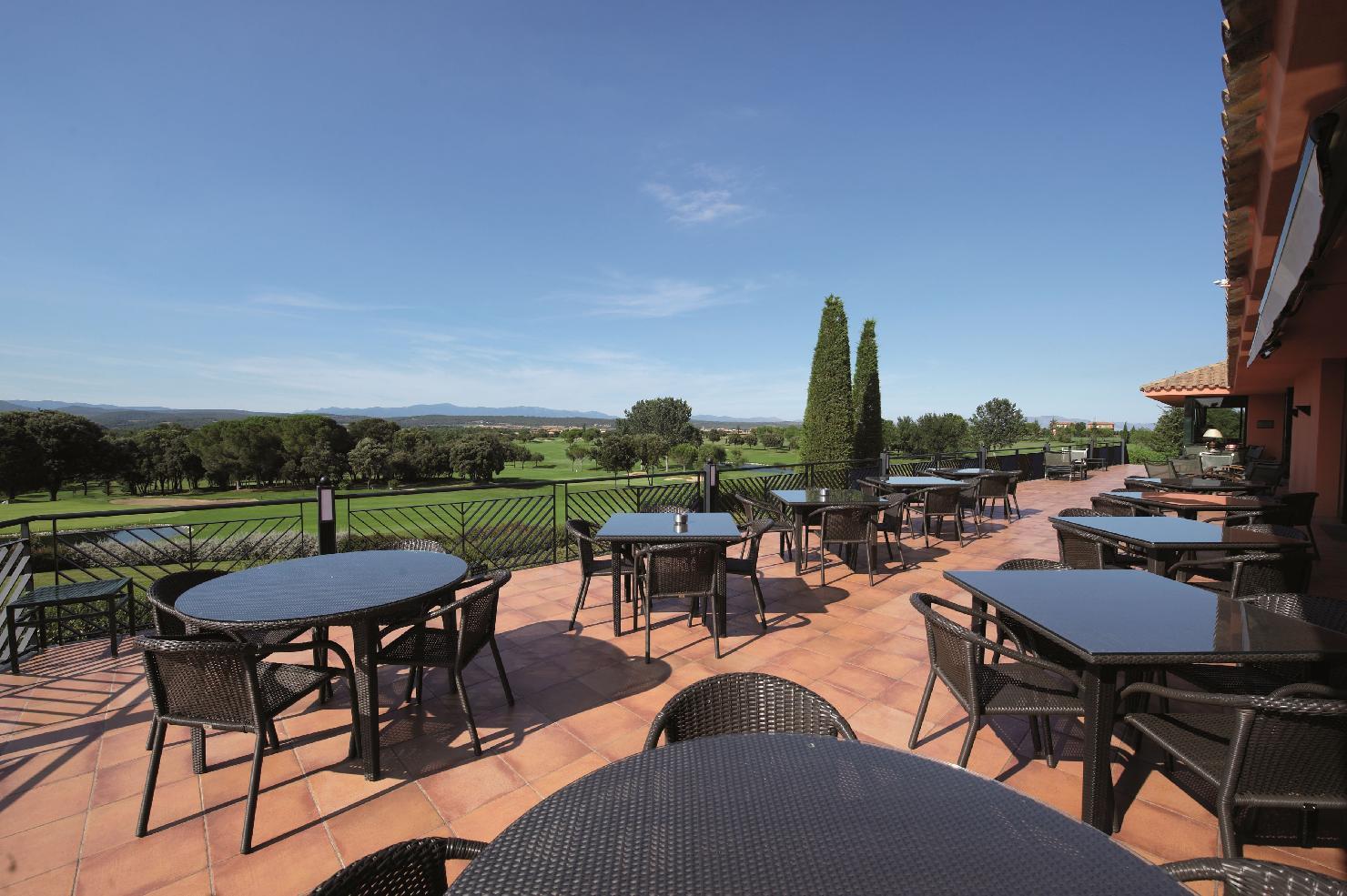 Hotel Torremirona Golf & Spa Navata Ngoại thất bức ảnh