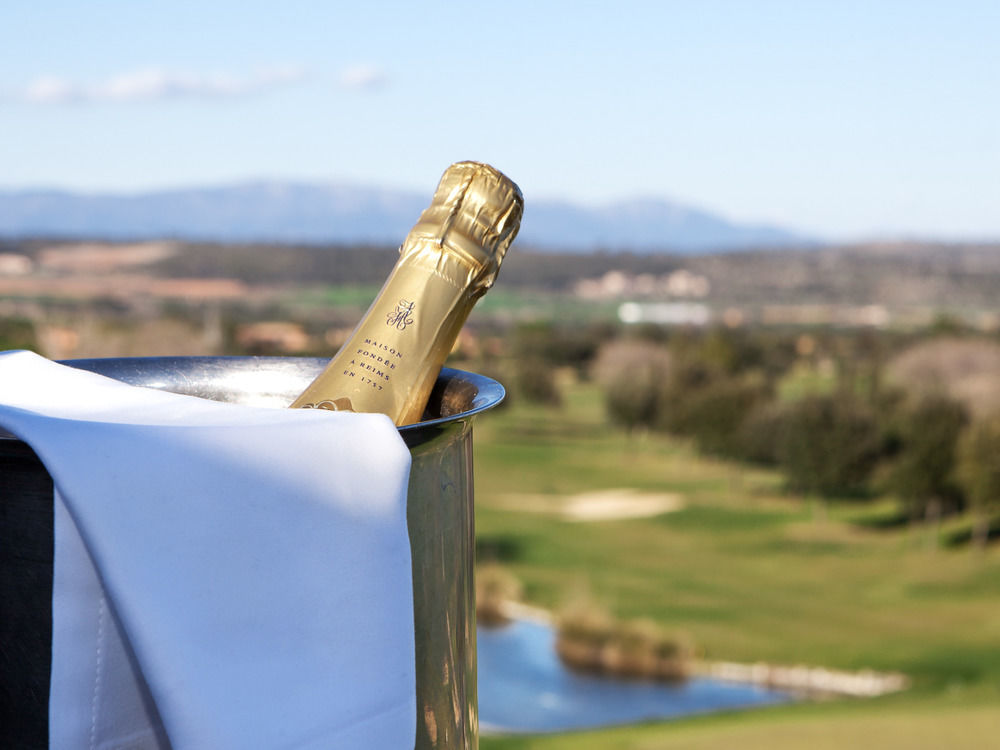 Hotel Torremirona Golf & Spa Navata Ngoại thất bức ảnh